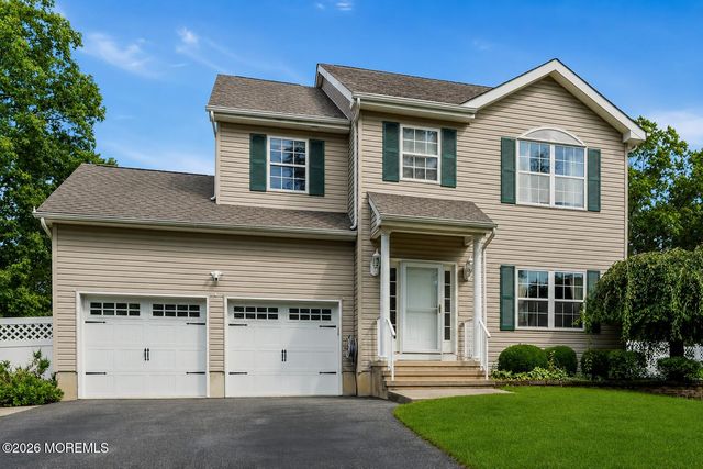 1 Sherrybrooke Drive, Howell, NJ 07731