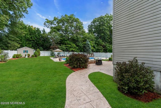 1 Sherrybrooke Drive, Howell, NJ 07731