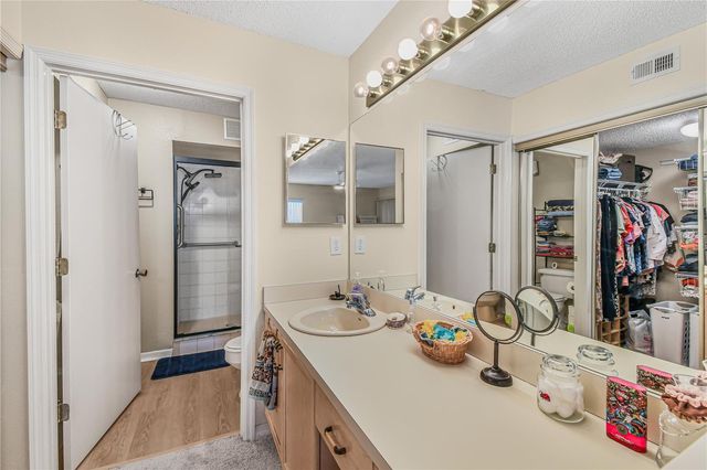 2586 PINE COVE LANE, Clearwater, FL 33761