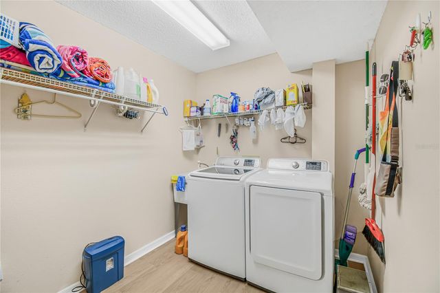 2586 PINE COVE LANE, Clearwater, FL 33761