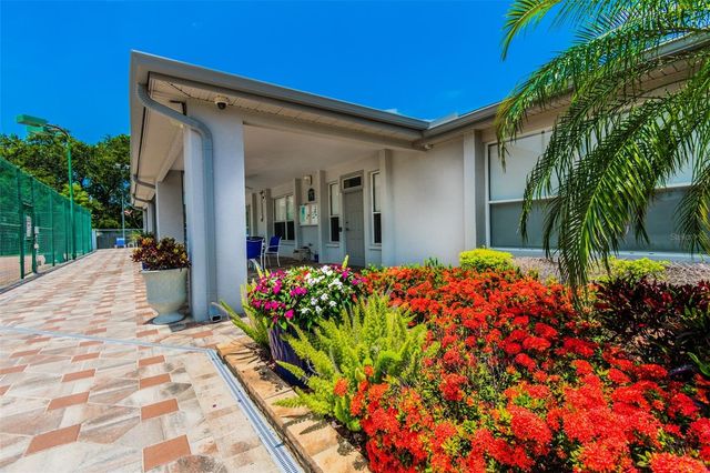 2586 PINE COVE LANE, Clearwater, FL 33761