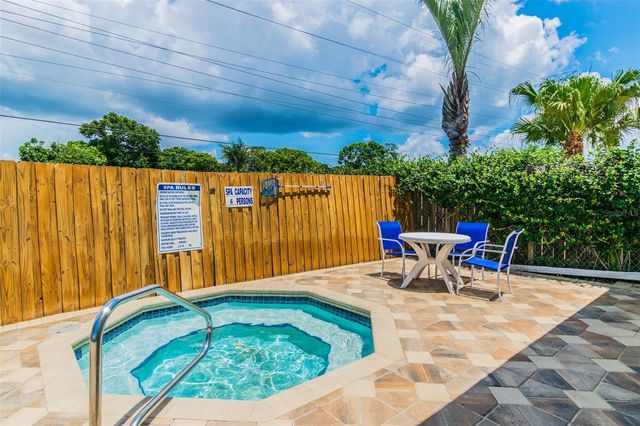 2586 PINE COVE LANE, Clearwater, FL 33761