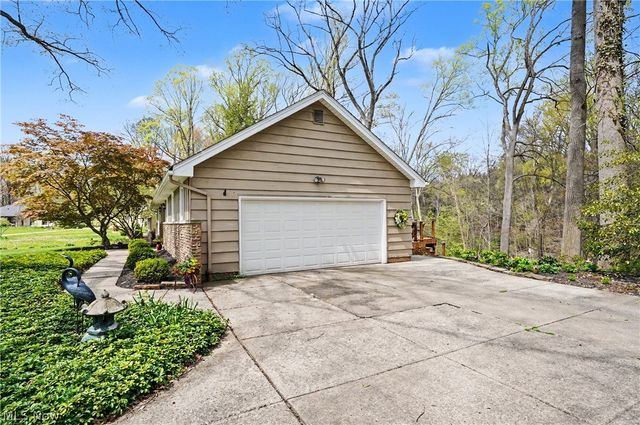 10997 Tanager Trail, Brecksville, OH 44141