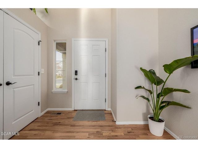 2739 Denver Dr, Fort Collins, CO 80525