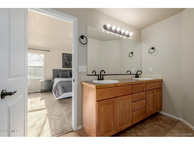 2739 Denver Dr, Fort Collins, CO 80525