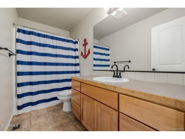 2739 Denver Dr, Fort Collins, CO 80525