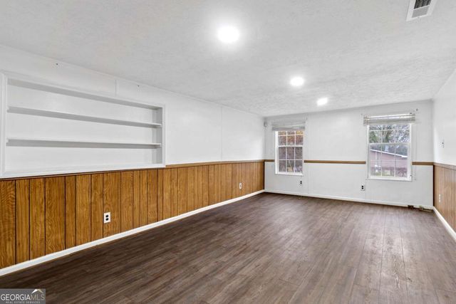 123 Helen Circle SW, Milledgeville, GA 31061