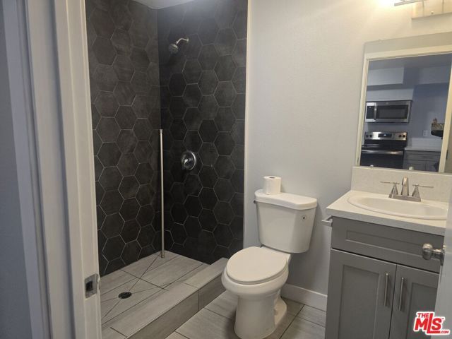 4929 Lynnfield Street 17, Los Angeles, CA 90032