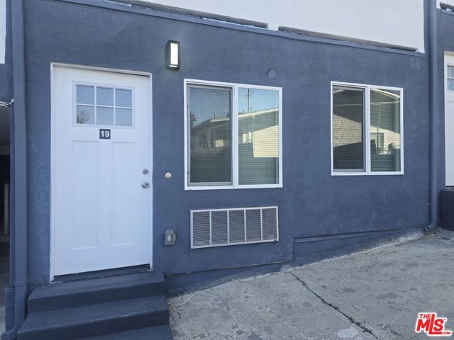 4929 Lynnfield Street 17, Los Angeles, CA 90032