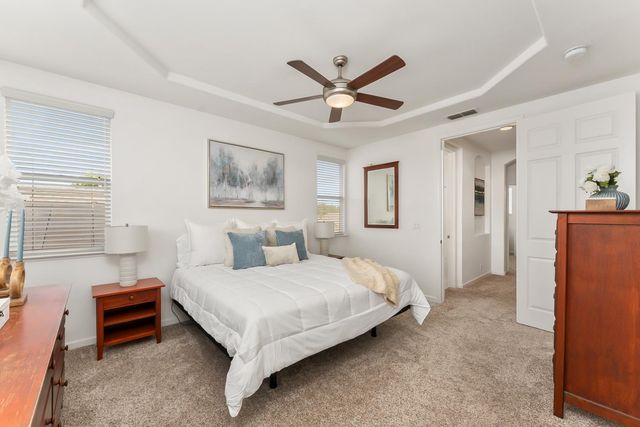 2339 Canary Dr, Rocklin, CA 95765