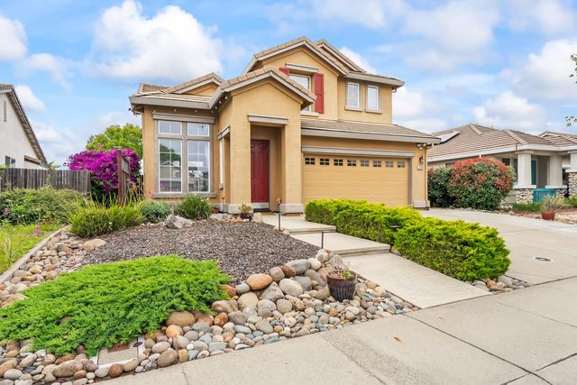 2339 Canary Dr, Rocklin, CA 95765