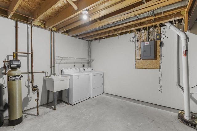 6121 Roseberg Road, Madison, WI 53719