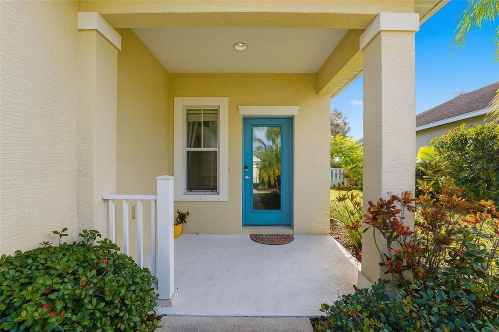 Image 3 of property listing at 4911 BOSTON COMMON GLEN, Bradenton, FL 34211