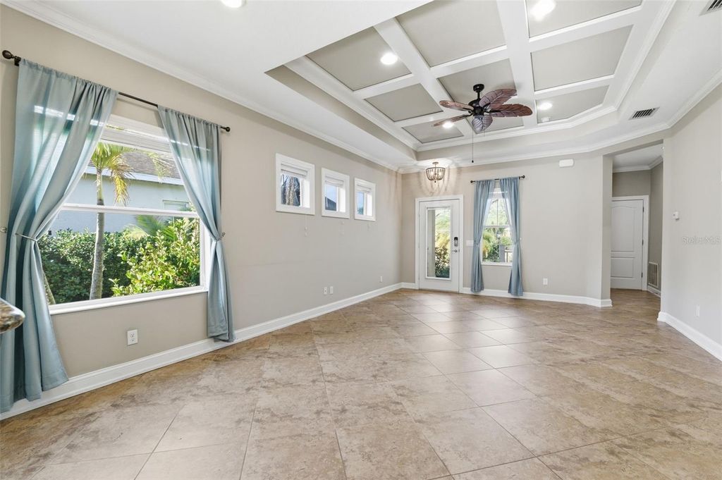 Image 4 of property listing at 4911 BOSTON COMMON GLEN, Bradenton, FL 34211