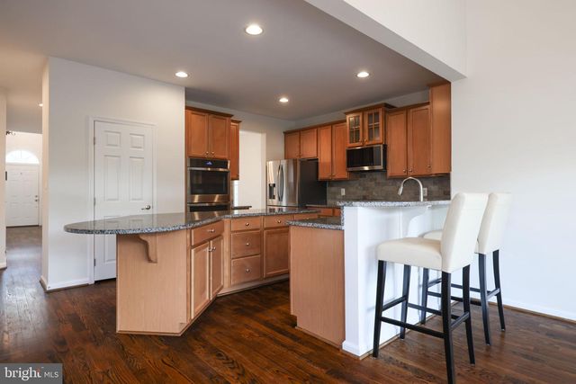 40502 OCONNORS CIR, Leesburg, VA 20175