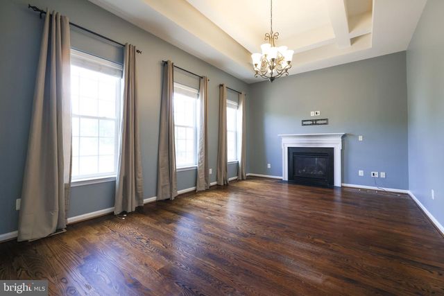 40502 OCONNORS CIR, Leesburg, VA 20175