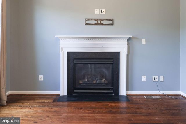 40502 OCONNORS CIR, Leesburg, VA 20175