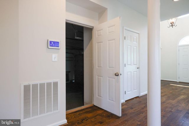 40502 OCONNORS CIR, Leesburg, VA 20175