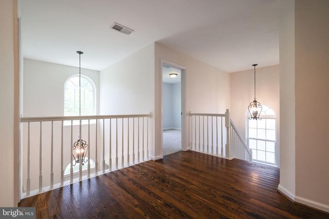 40502 OCONNORS CIR, Leesburg, VA 20175