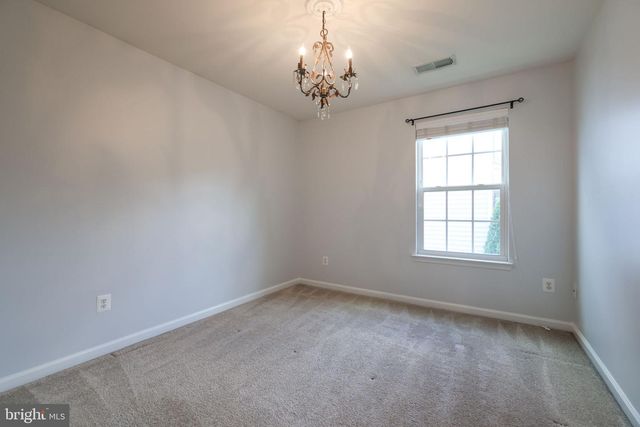 40502 OCONNORS CIR, Leesburg, VA 20175