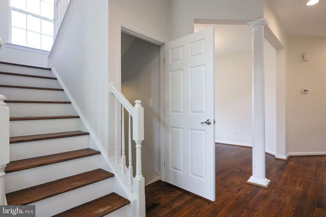 40502 OCONNORS CIR, Leesburg, VA 20175