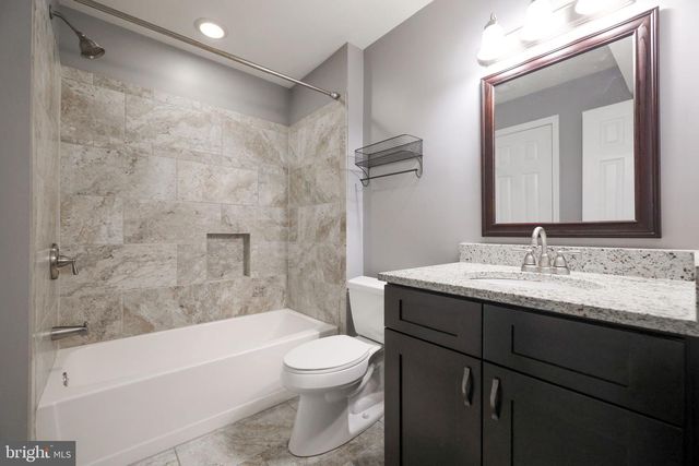 40502 OCONNORS CIR, Leesburg, VA 20175