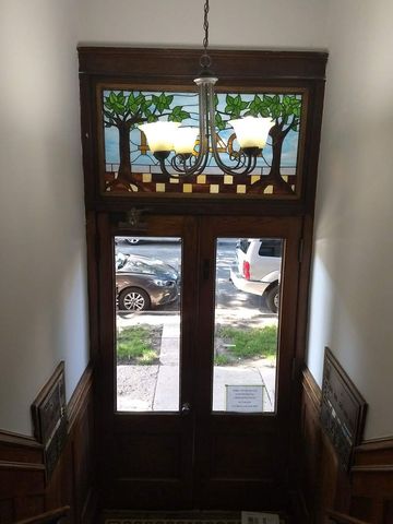2046 W Cuyler Avenue W 3W, Chicago, IL 60618