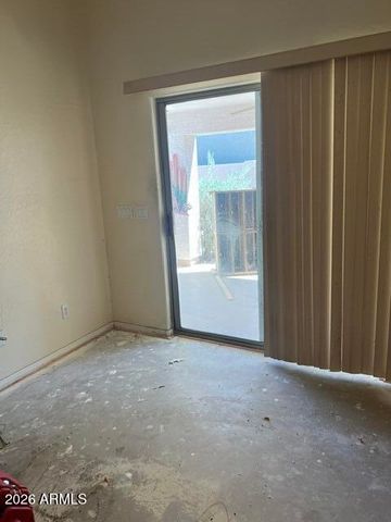 2719 E WINDSOR Avenue, Phoenix, AZ 85008