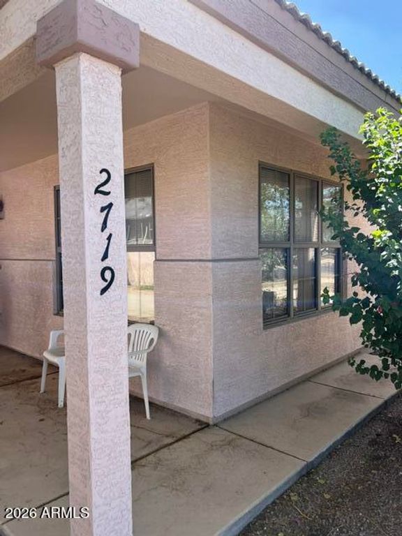 2719 E WINDSOR Avenue, Phoenix, AZ 85008