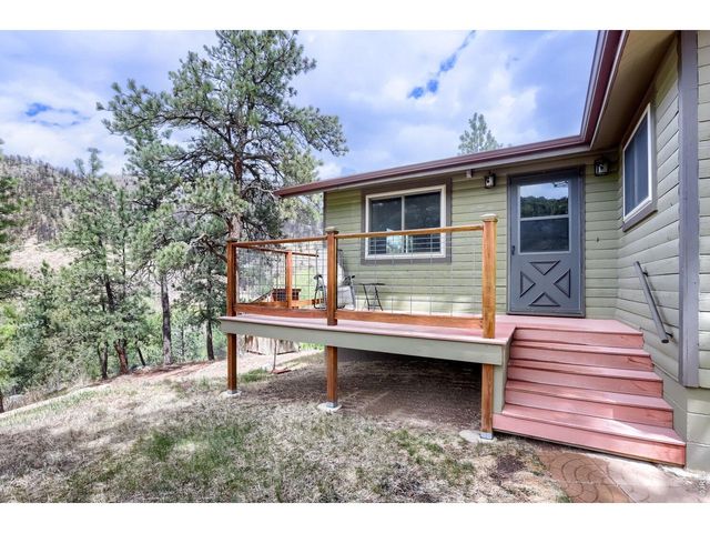 80 Stagestop Rd, Loveland, CO 80537
