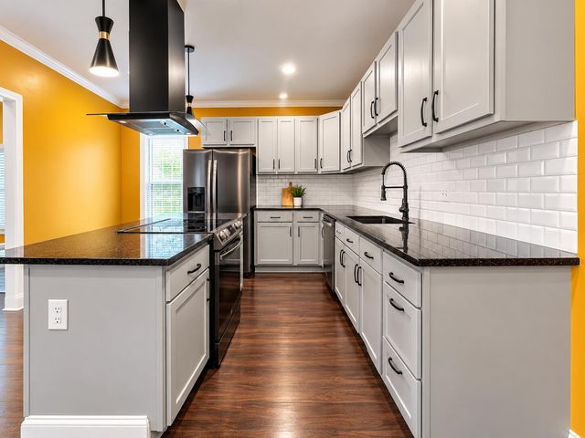 465 S Warren Avenue, Columbus, OH 43204