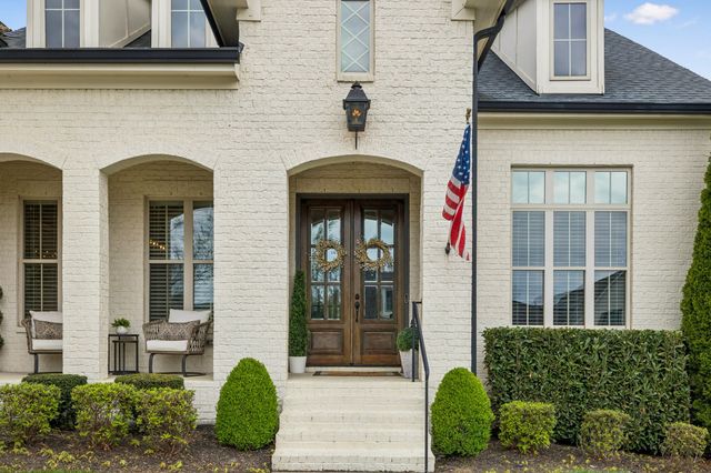 4035 Old Light Cir, Arrington, TN 37014
