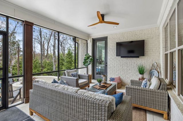 4035 Old Light Cir, Arrington, TN 37014
