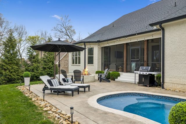 4035 Old Light Cir, Arrington, TN 37014