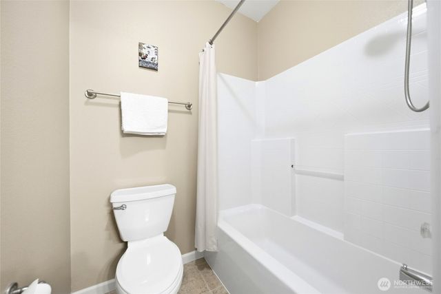 9245 Piperhill Drive SE, Olympia, WA 98513