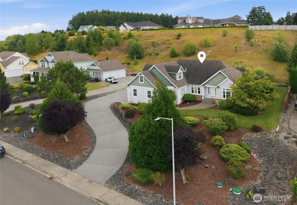 9245 Piperhill Drive SE, Olympia, WA 98513