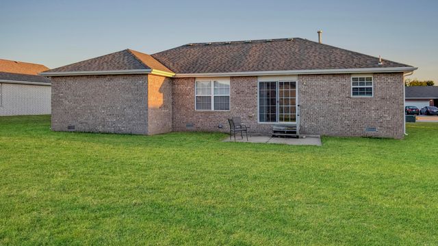 505 Silverleaf Lane, Willard, MO 65781