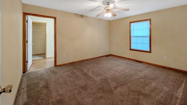 505 Silverleaf Lane, Willard, MO 65781