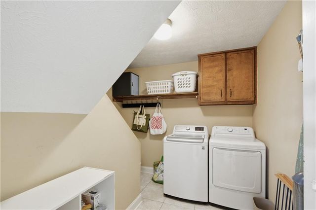 1333 Concord Circle SW, Lilburn, GA 30047
