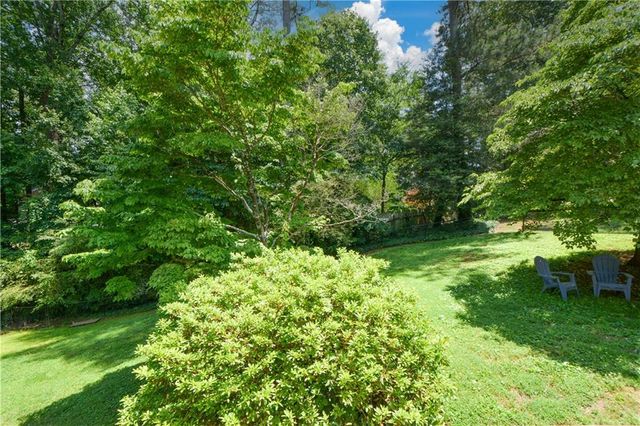 1333 Concord Circle SW, Lilburn, GA 30047