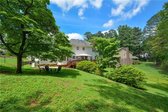 1333 Concord Circle SW, Lilburn, GA 30047