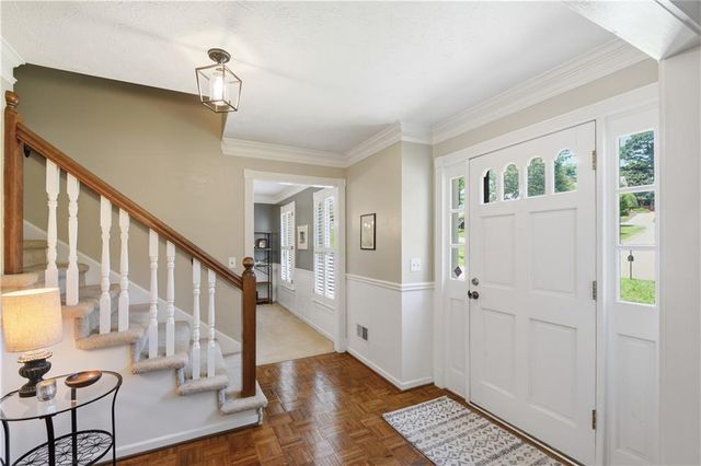 1333 Concord Circle SW, Lilburn, GA 30047
