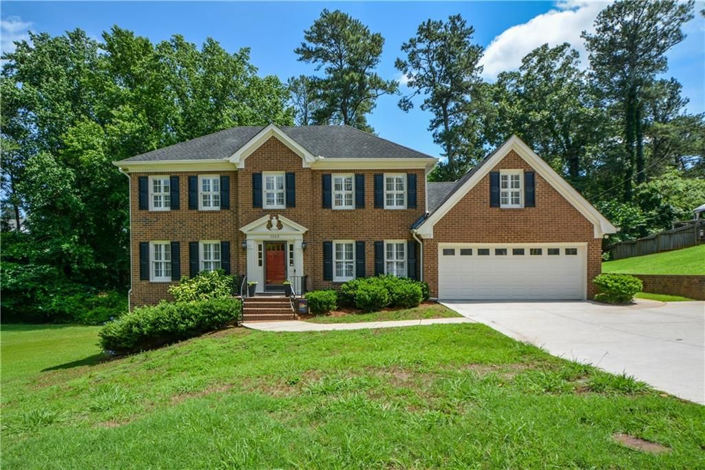 1333 Concord Circle SW, Lilburn, GA 30047
