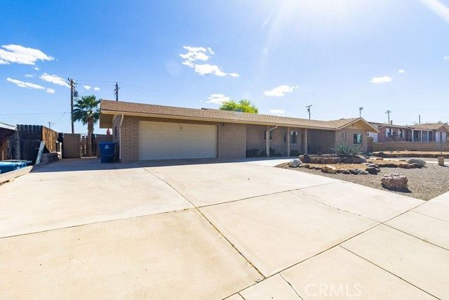 2113 Lillyhill, Needles, CA 92363