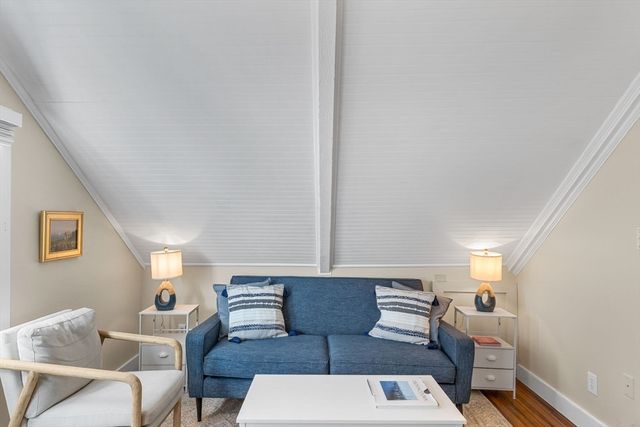 15 Carver Street Unit 3, Provincetown, MA 02657