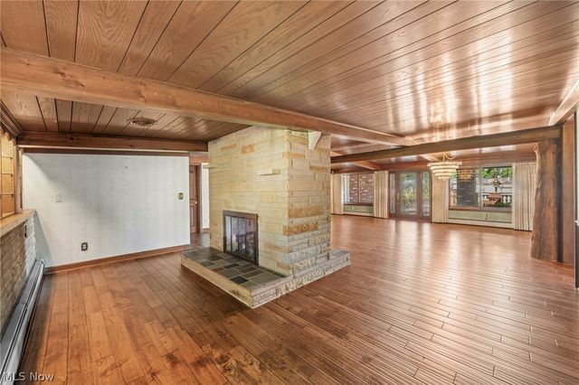 7035 Quarry Road, Amherst, OH 44001