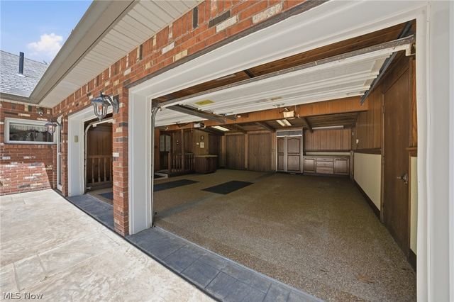 7035 Quarry Road, Amherst, OH 44001