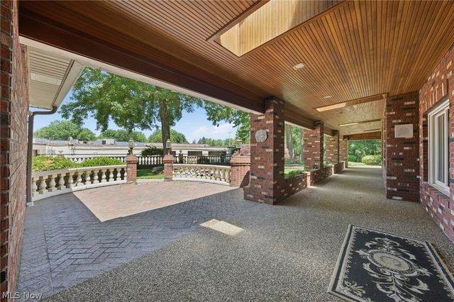 7035 Quarry Road, Amherst, OH 44001