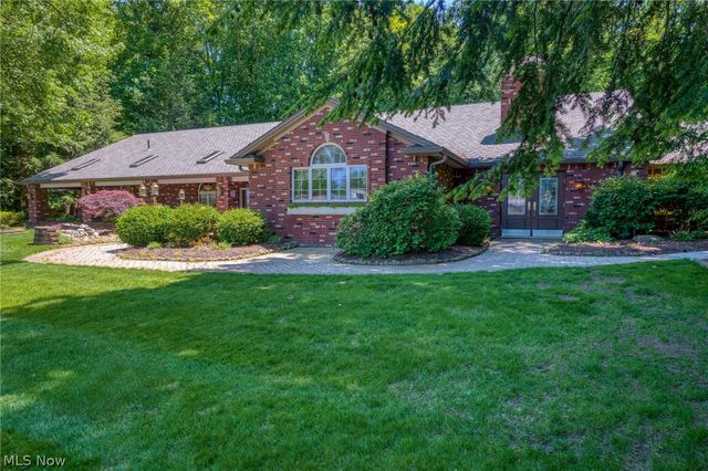 7035 Quarry Road, Amherst, OH 44001