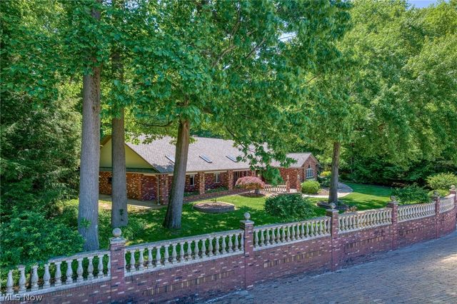 7035 Quarry Road, Amherst, OH 44001